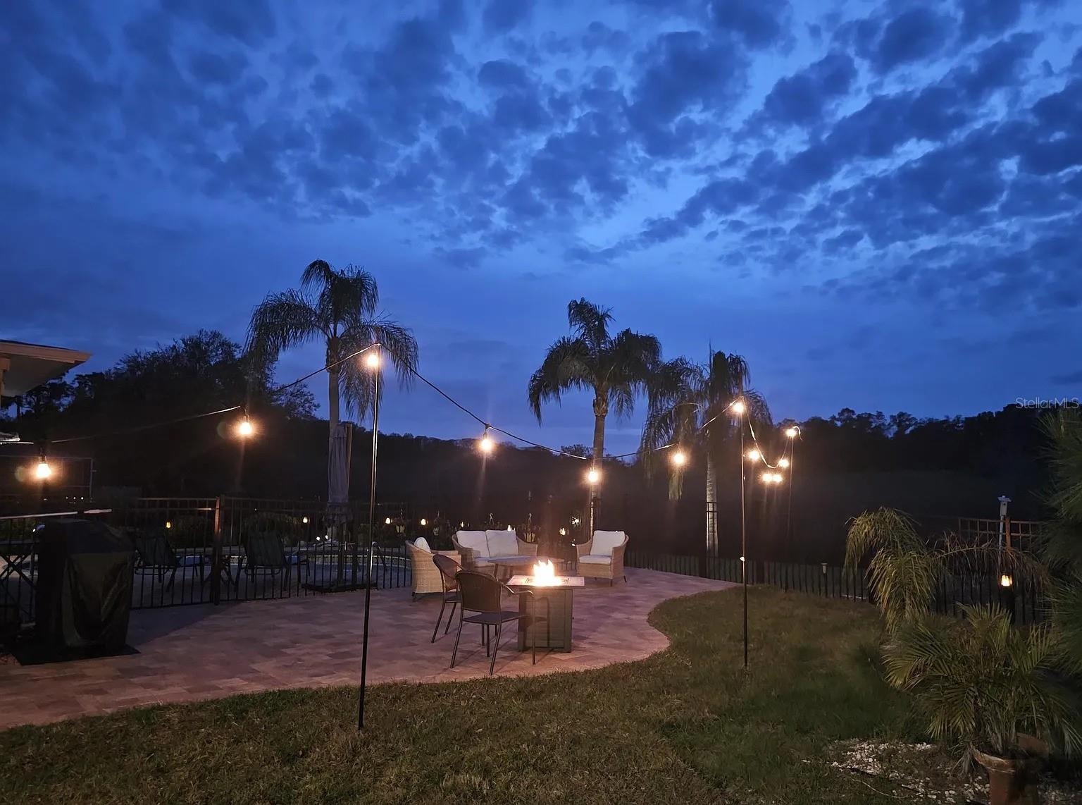 Image 17 of 22 For 9030 Bullrush Court