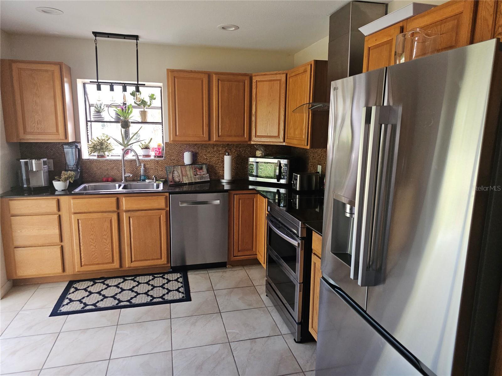 Image 4 of 22 For 9030 Bullrush Court