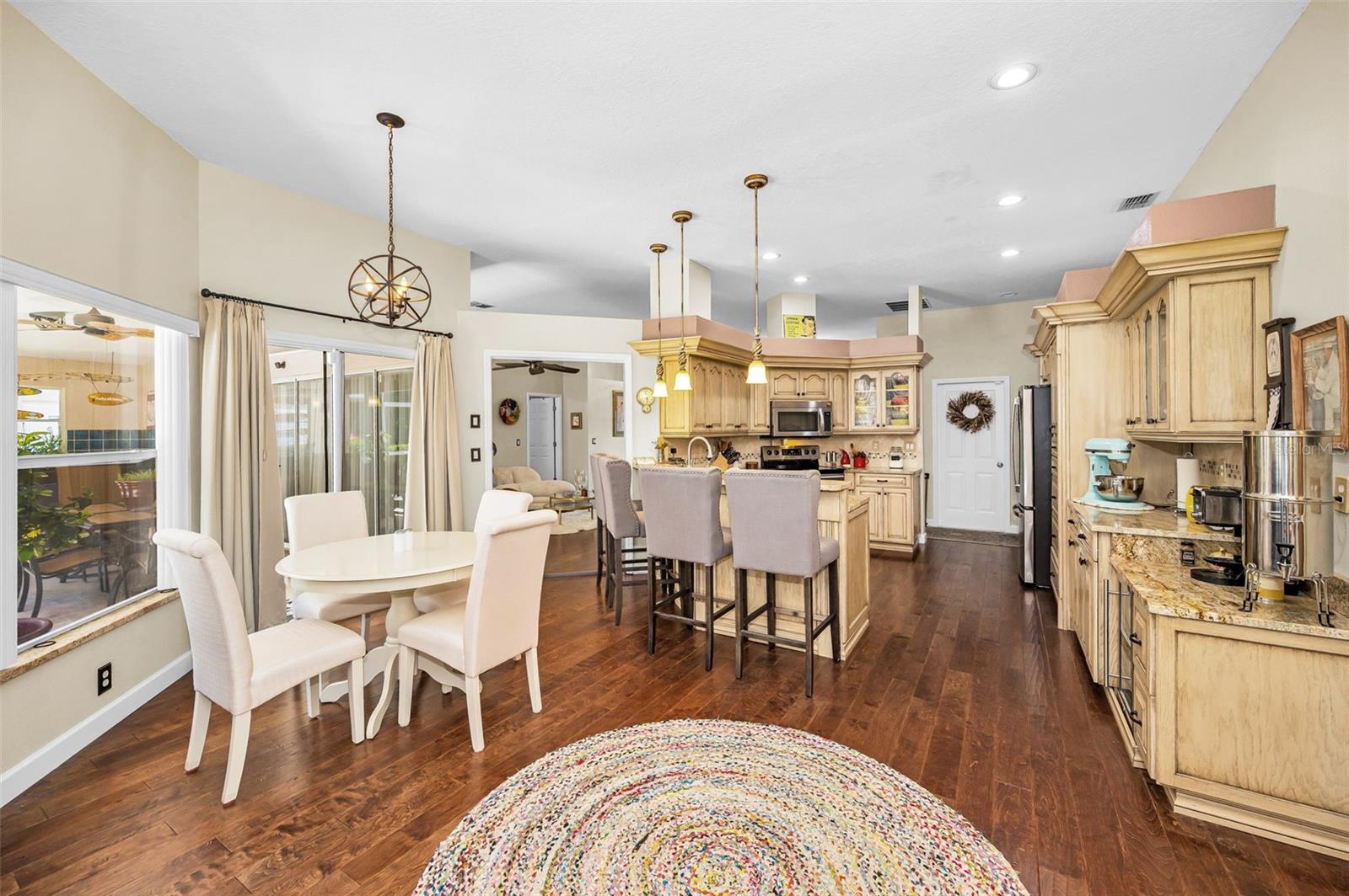 Image 16 of 70 For 1234 Arlinbrook Drive