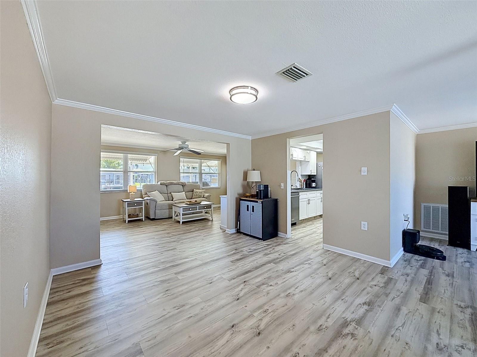 Image 13 of 91 For 13520 Allyn Drive