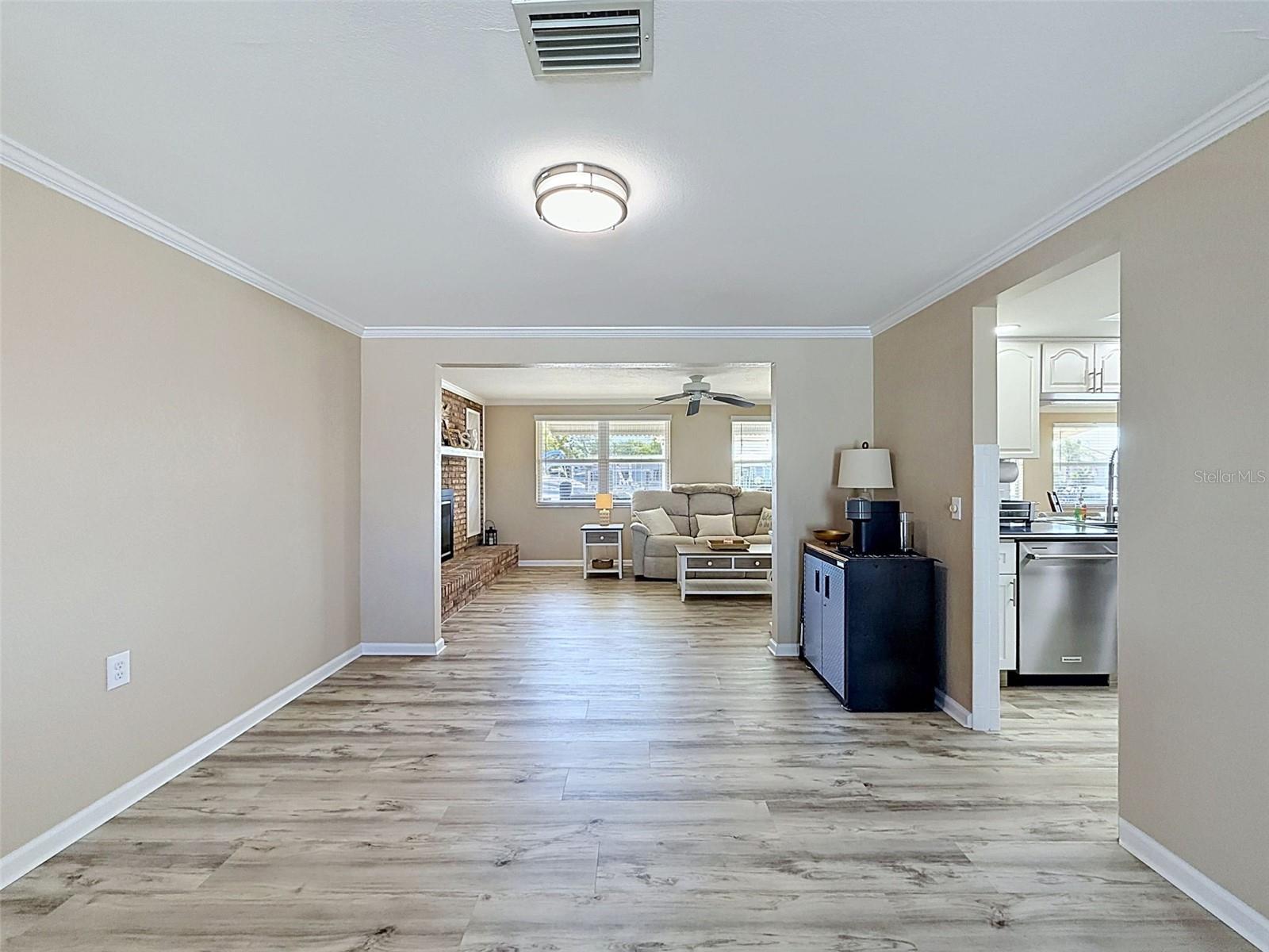 Image 14 of 91 For 13520 Allyn Drive