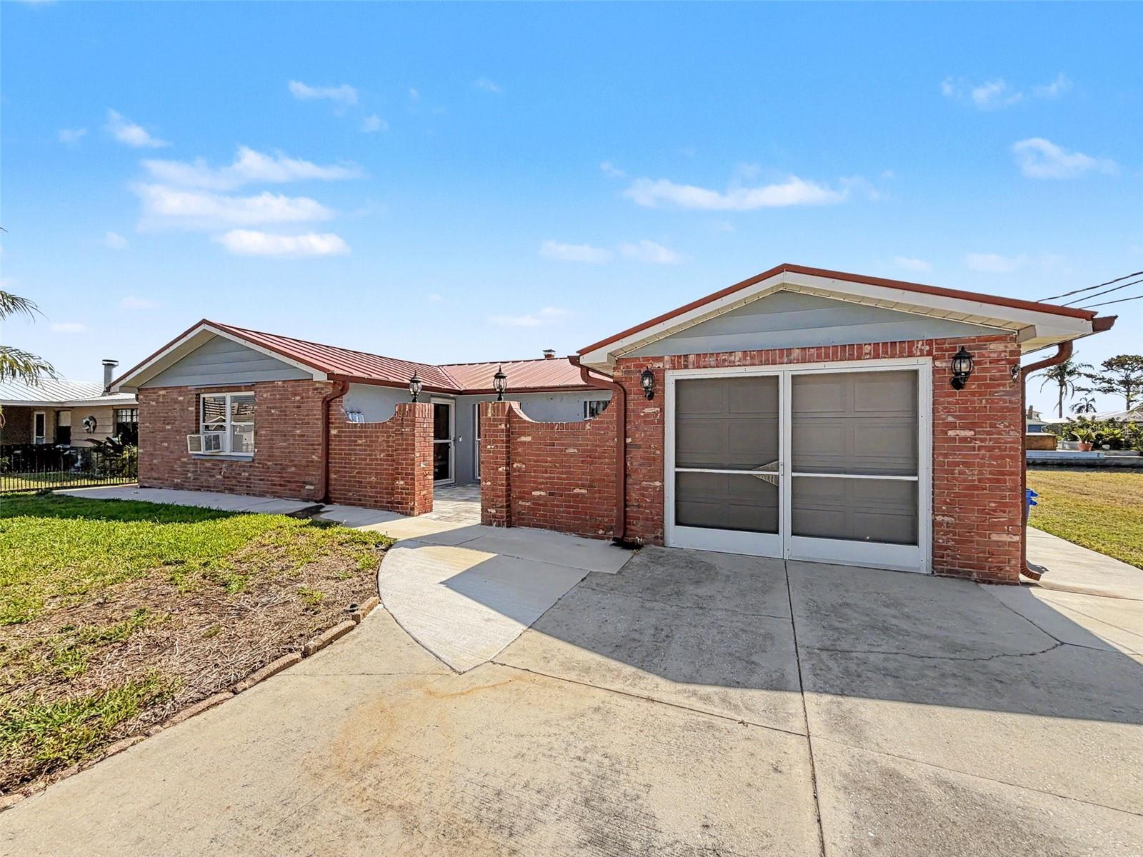 Image 4 of 91 For 13520 Allyn Drive