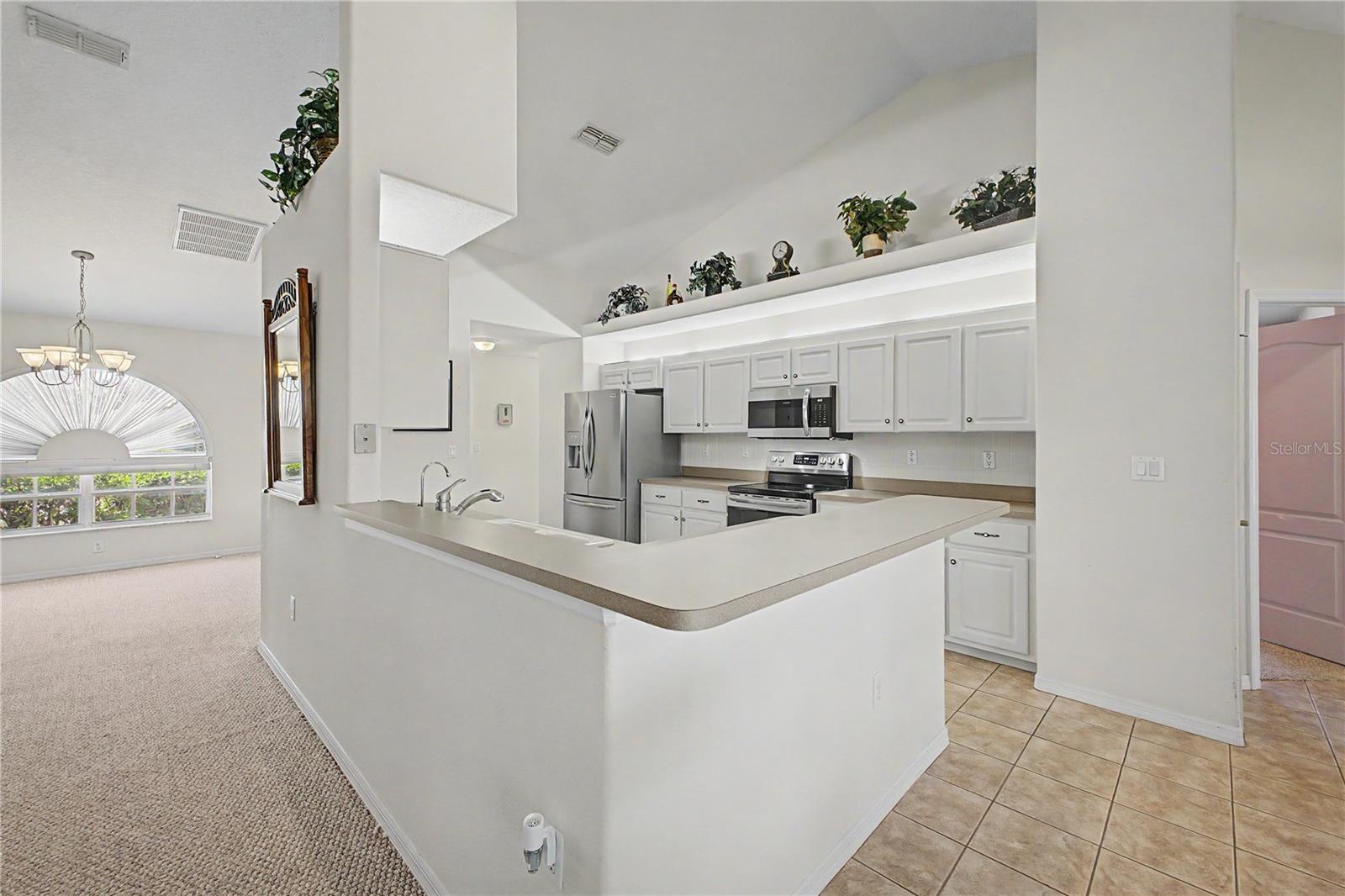 Image 17 of 43 For 10351 Locker Drive