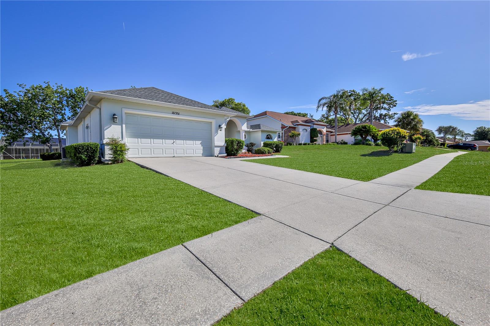 Image 3 of 43 For 10351 Locker Drive