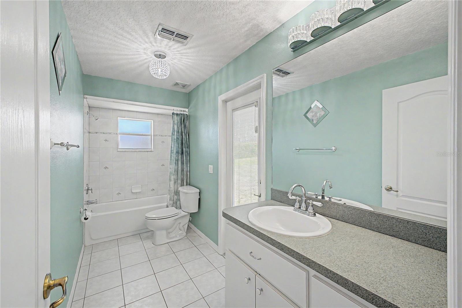 Image 31 of 43 For 10351 Locker Drive