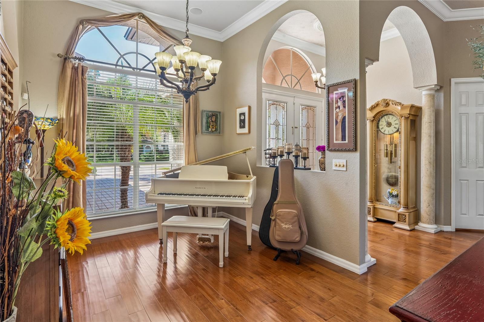 Image 23 of 100 For 5455 Championship Cup Lane