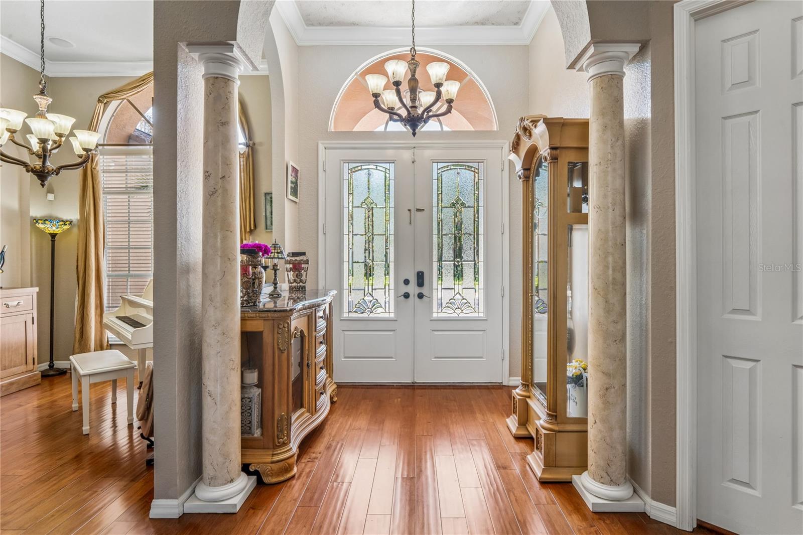 Image 5 of 100 For 5455 Championship Cup Lane