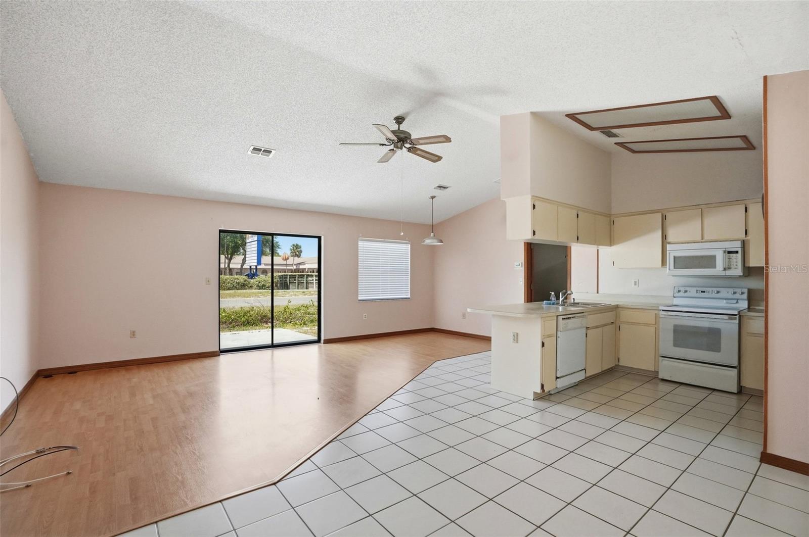 Image 10 of 40 For 7443 Wabash Trail