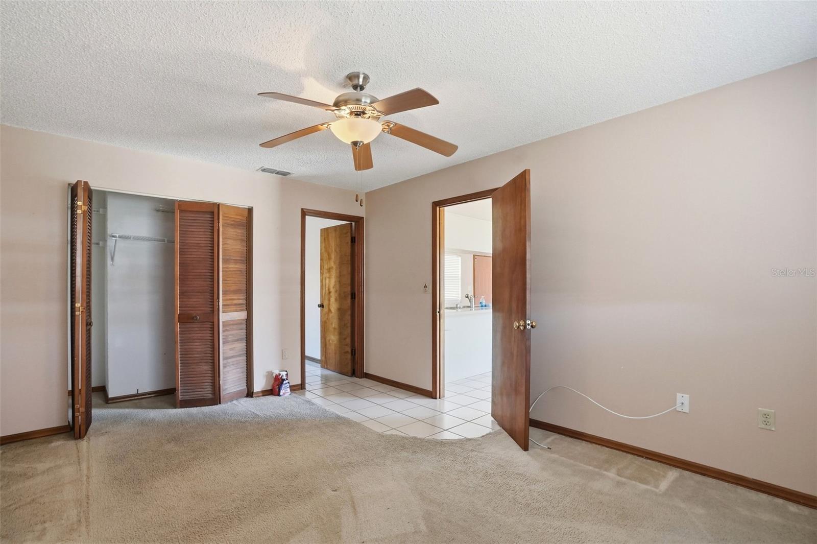 Image 20 of 40 For 7443 Wabash Trail