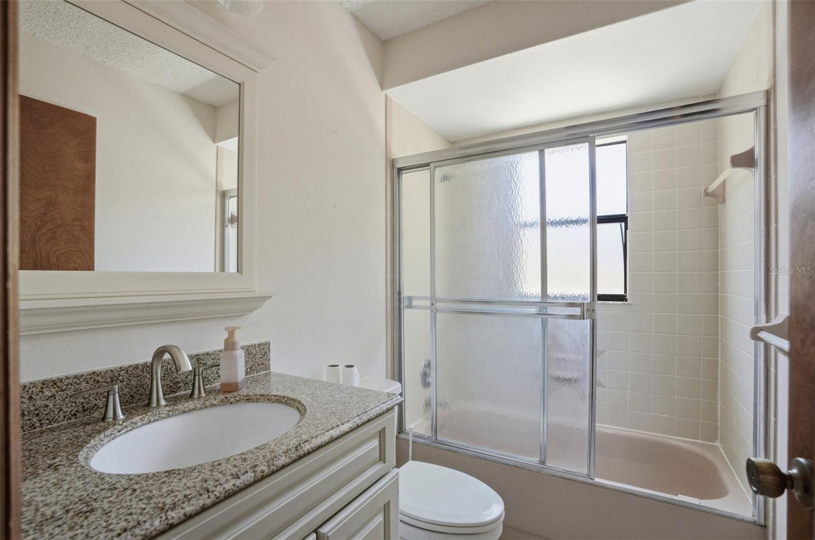 Image 22 of 40 For 7443 Wabash Trail