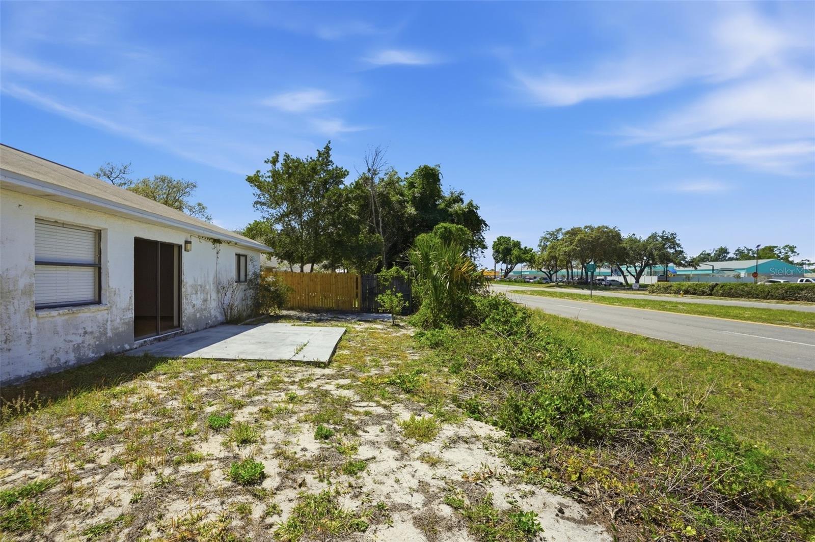 Image 28 of 40 For 7443 Wabash Trail