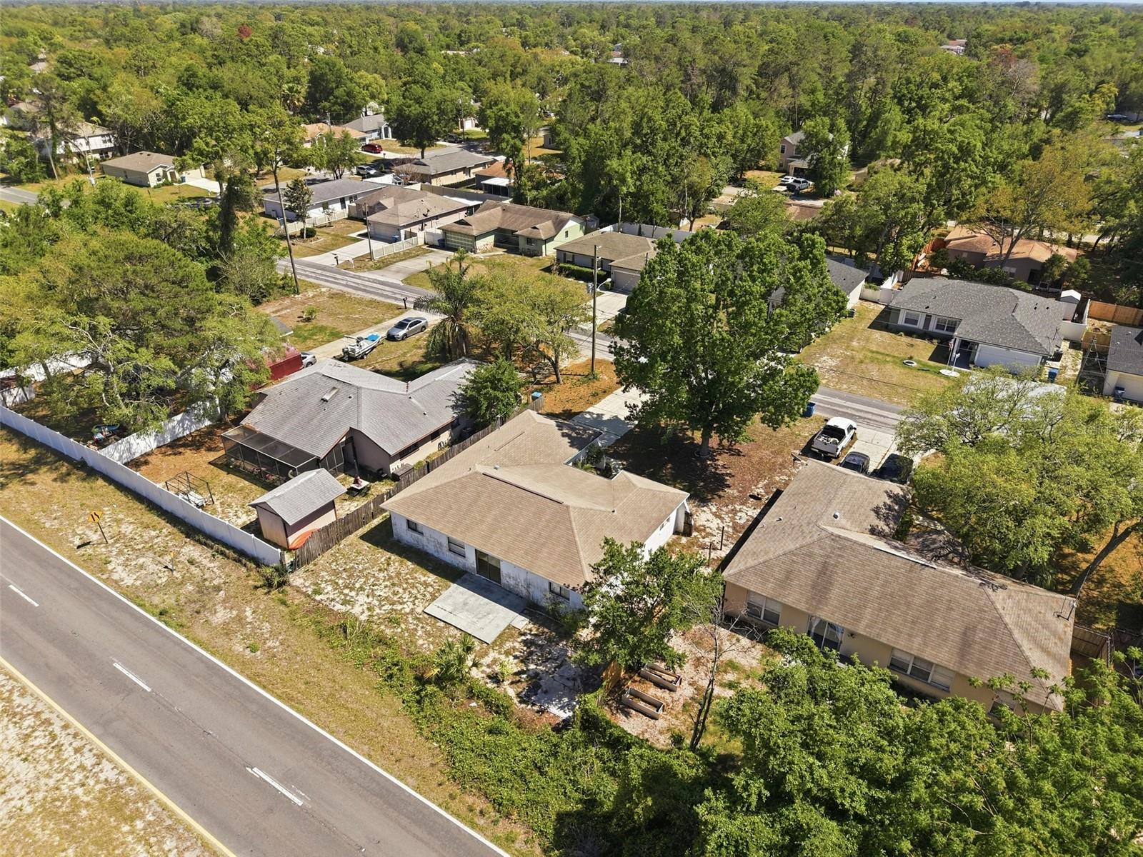 Image 39 of 40 For 7443 Wabash Trail