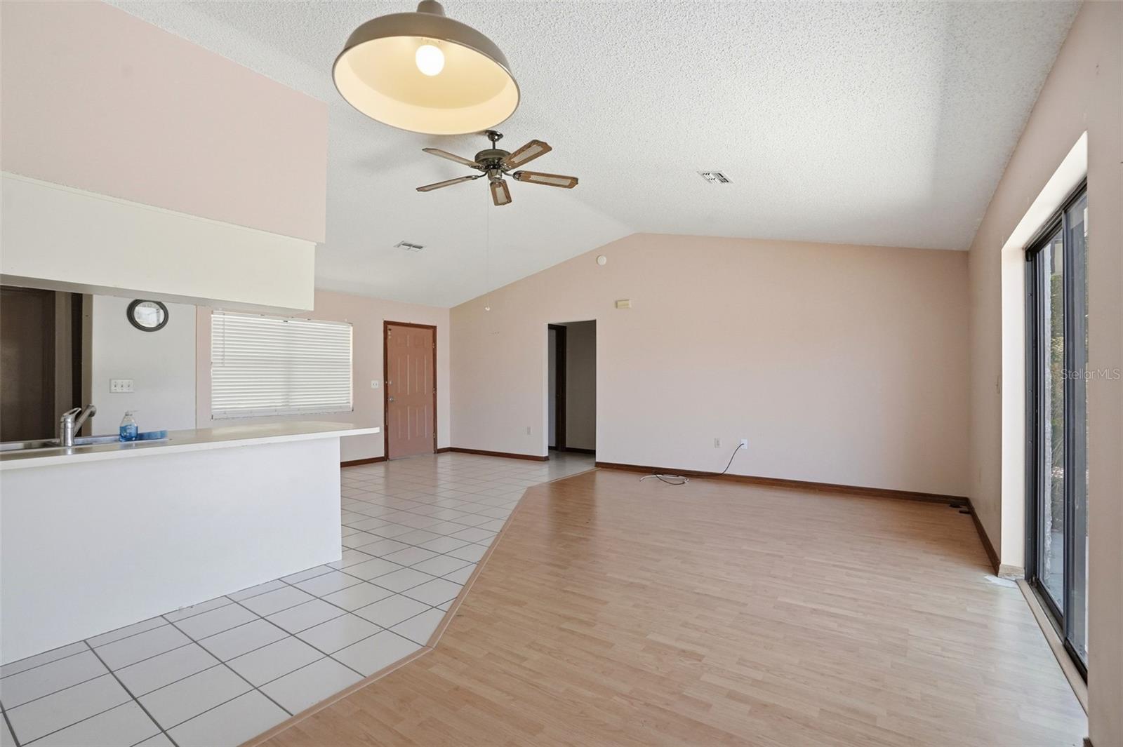 Image 8 of 40 For 7443 Wabash Trail