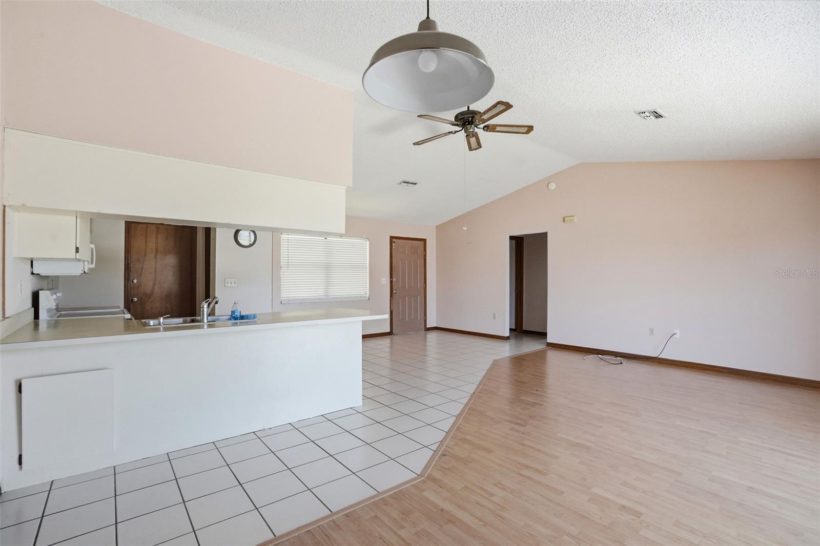 Image 9 of 40 For 7443 Wabash Trail