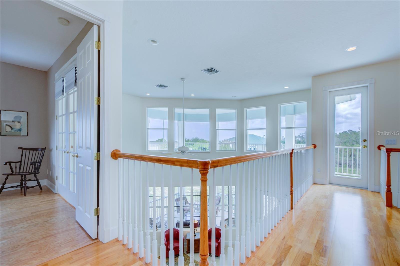 Image 40 of 81 For 7352 Gulf Way