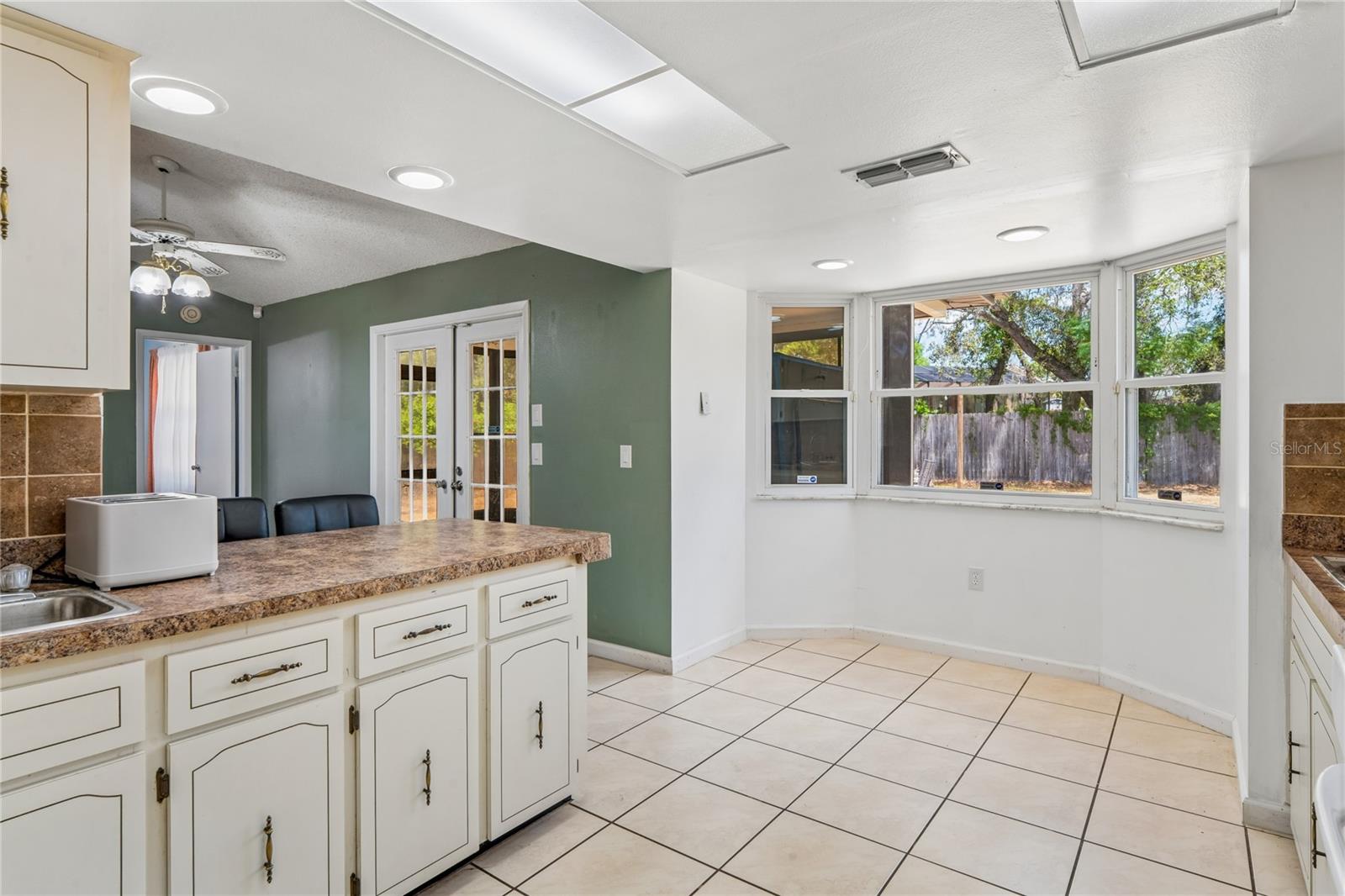 Image 15 of 47 For 7376 Philatelic Drive