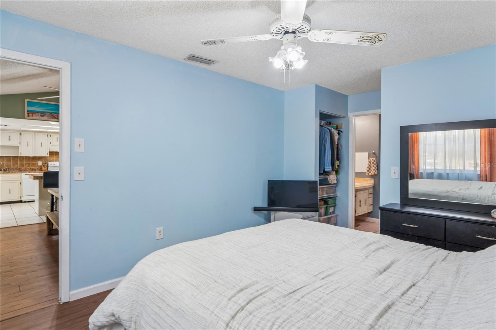 Image 23 of 47 For 7376 Philatelic Drive