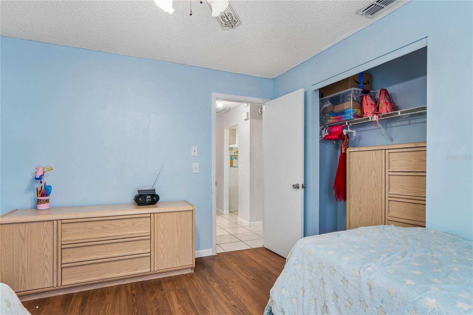 Image 34 of 47 For 7376 Philatelic Drive