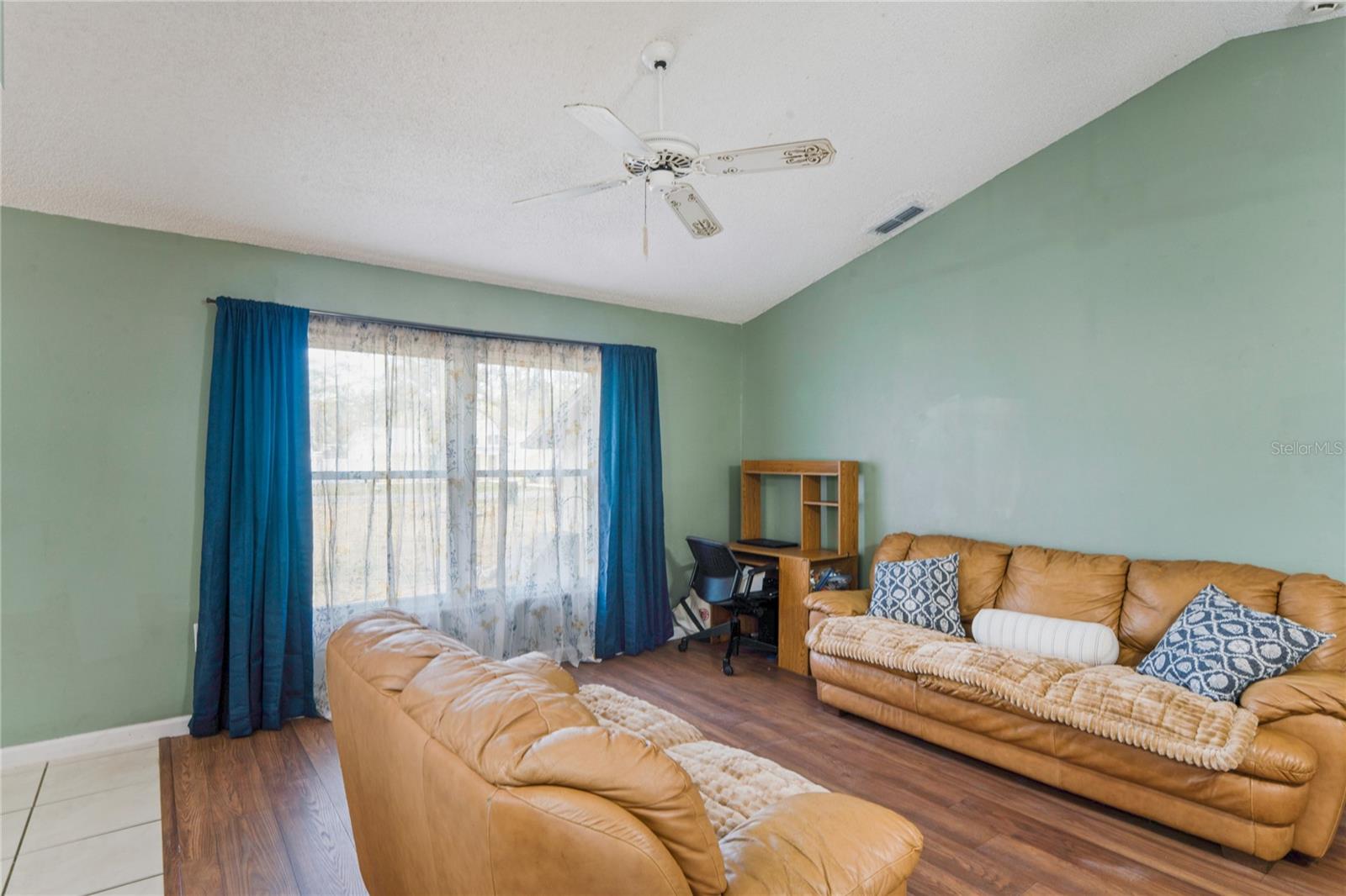 Image 9 of 47 For 7376 Philatelic Drive