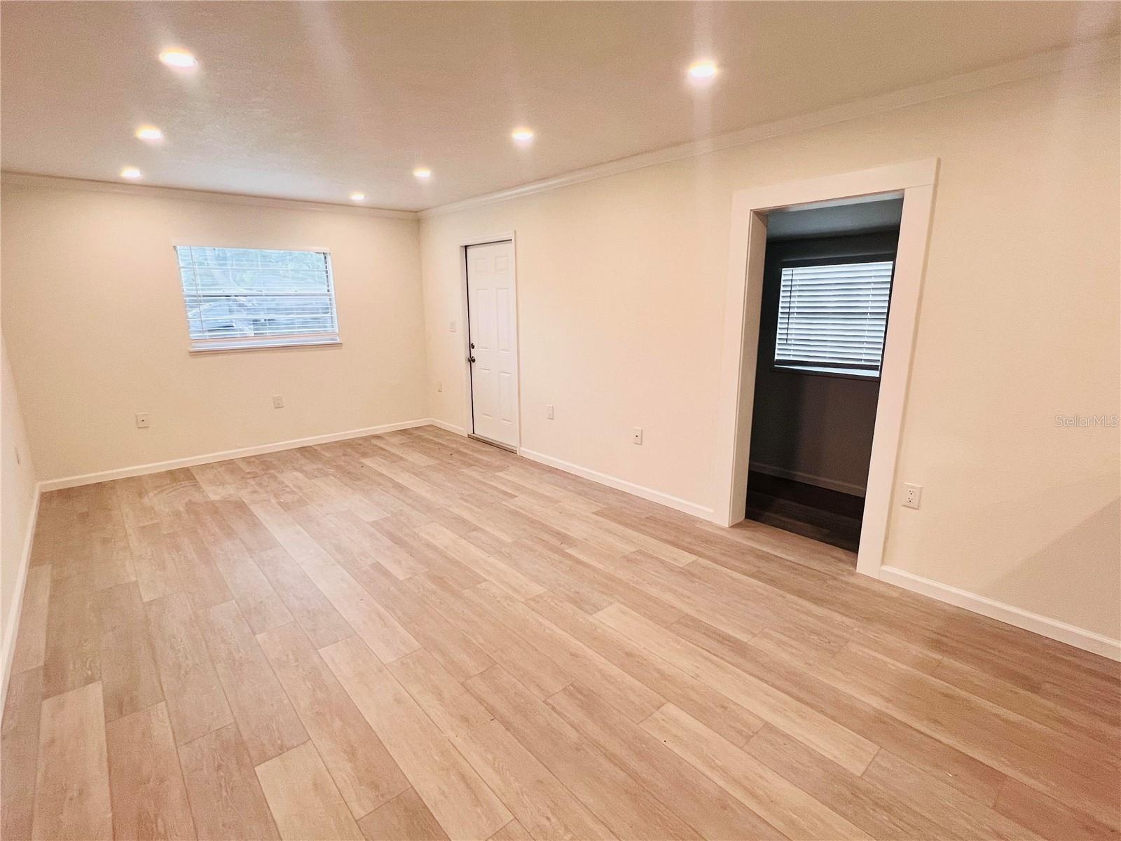 Image 4 of 10 For 5800 Virginia Avenue