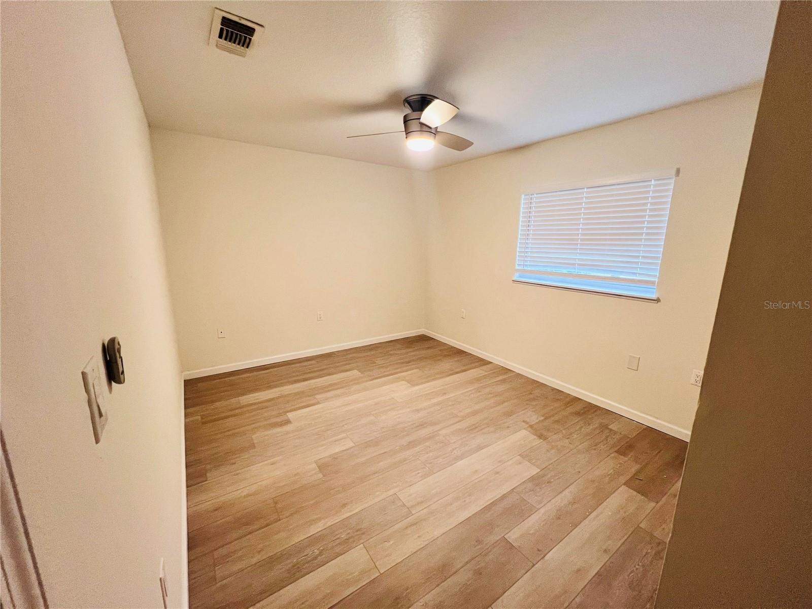 Image 6 of 10 For 5800 Virginia Avenue