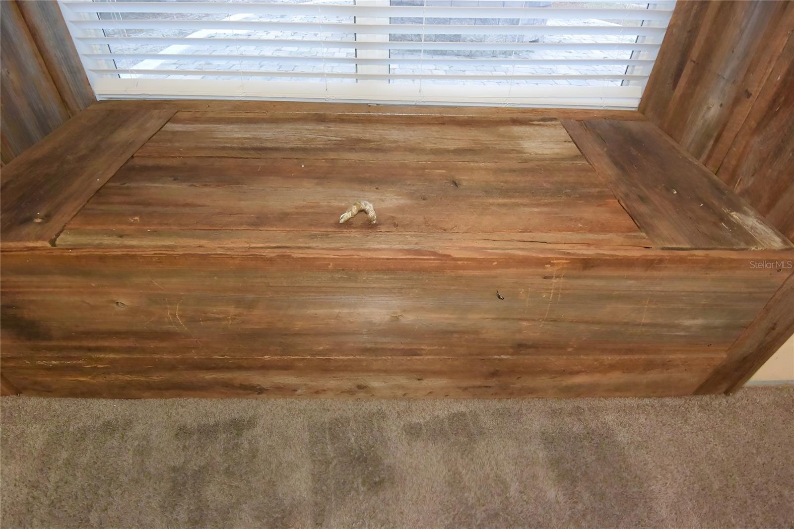 Image 23 of 40 For 12042 Linden Drive