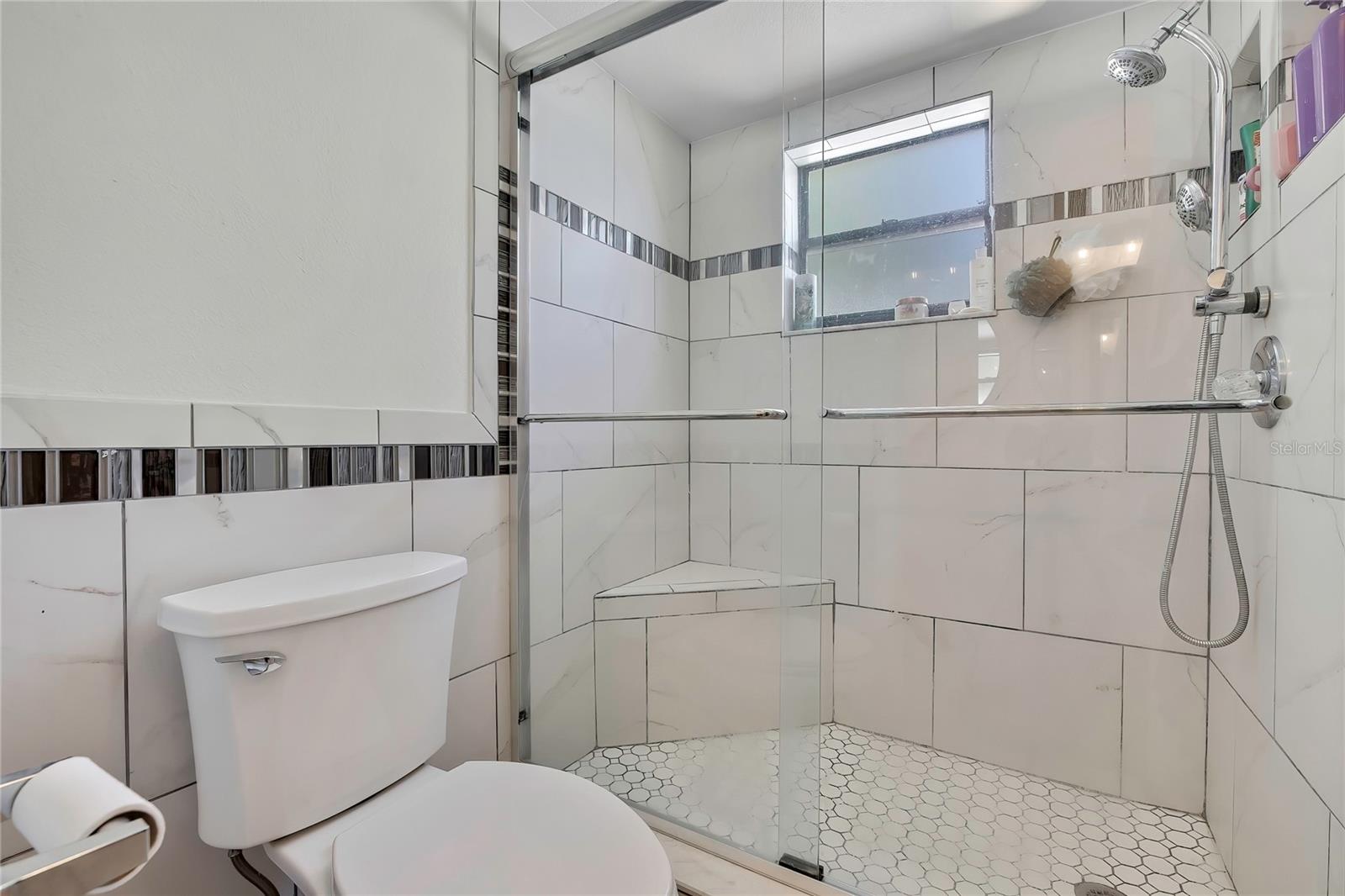 Image 13 of 25 For 14154 Trollman Street