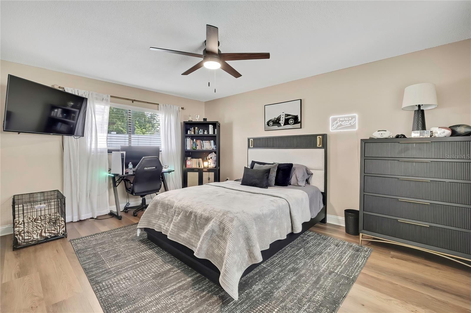 Image 18 of 25 For 14154 Trollman Street