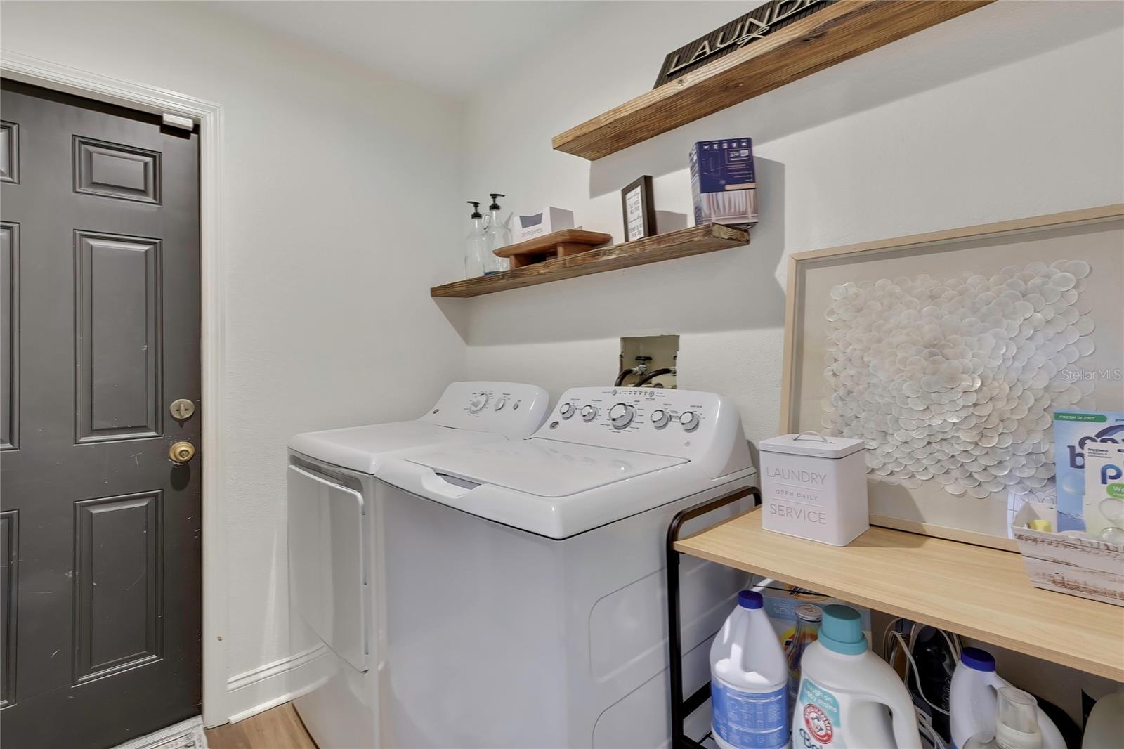 Image 20 of 25 For 14154 Trollman Street