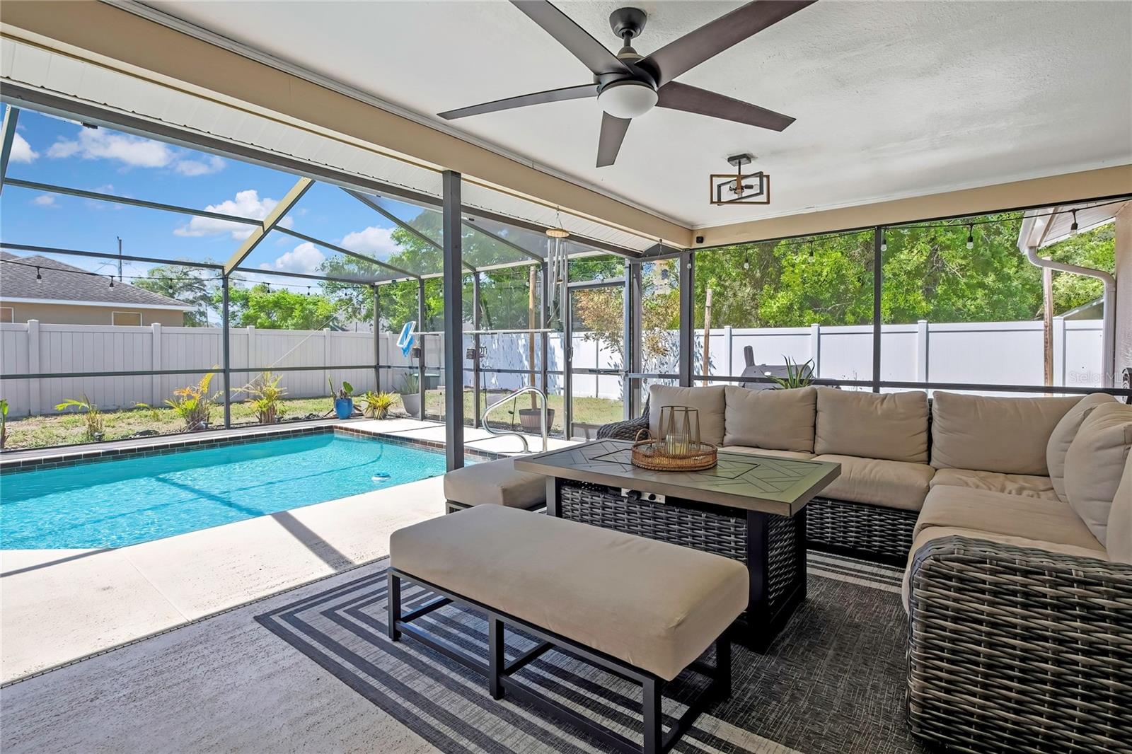 Image 23 of 25 For 14154 Trollman Street