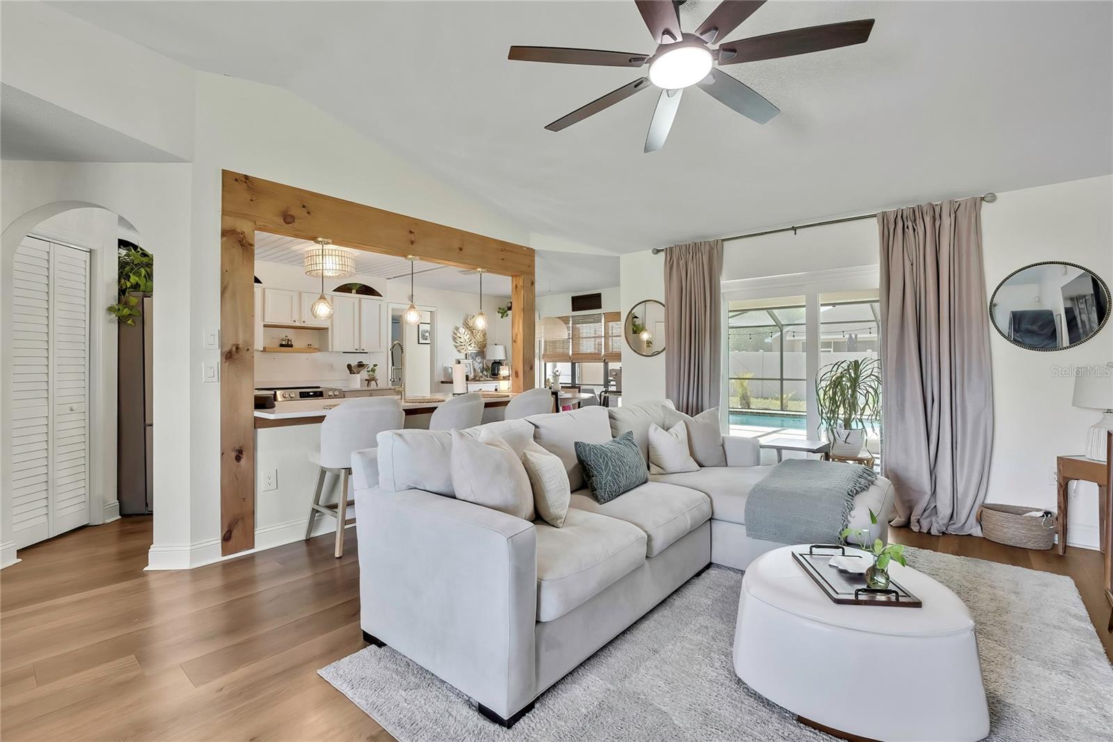 Image 4 of 25 For 14154 Trollman Street