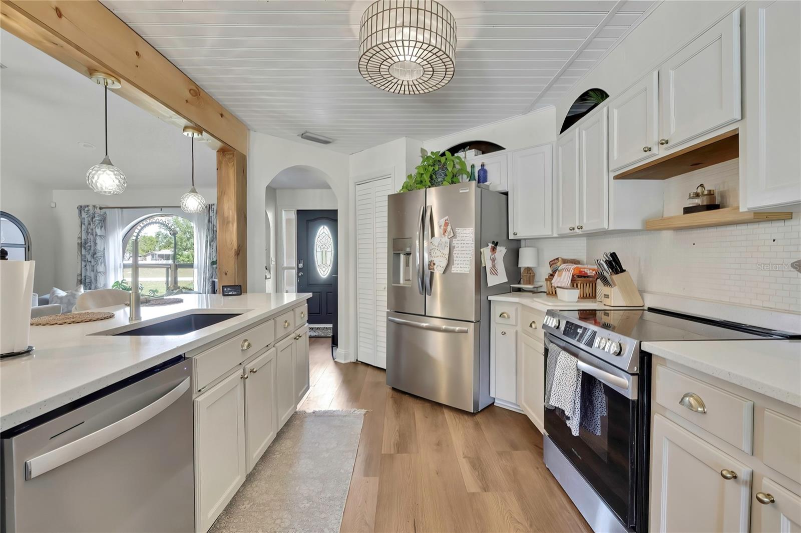 Image 7 of 25 For 14154 Trollman Street