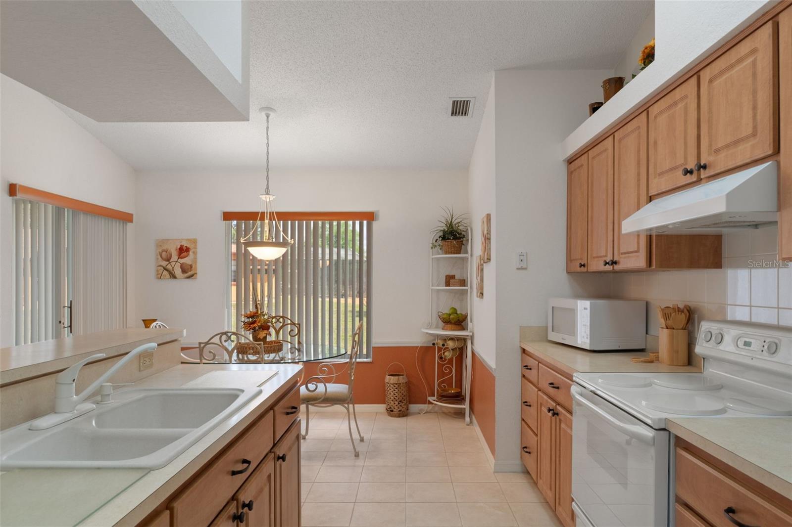 Image 12 of 44 For 6361 Indian Rock Court