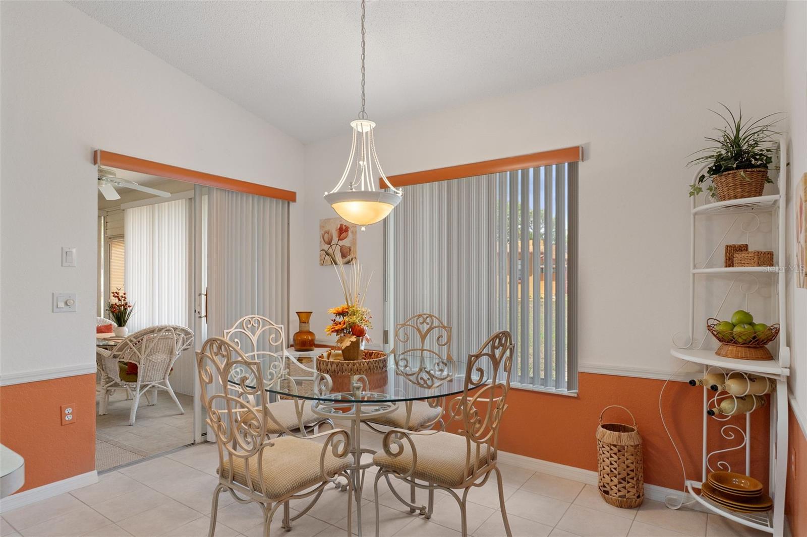 Image 17 of 44 For 6361 Indian Rock Court