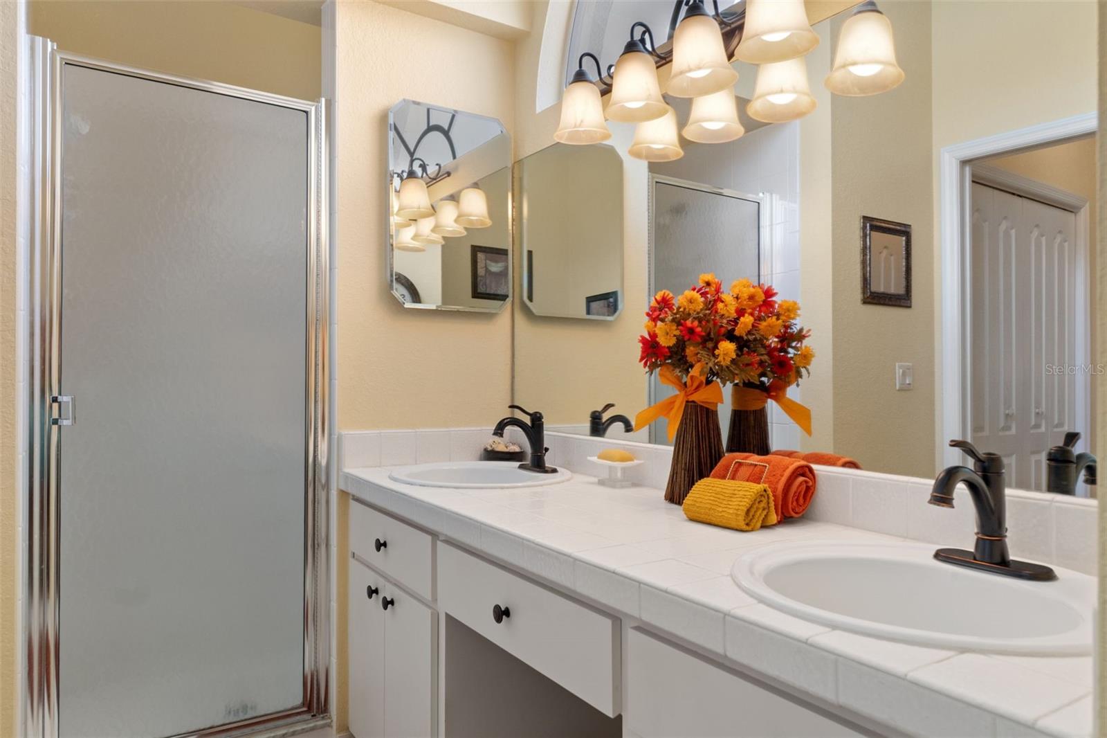 Image 23 of 44 For 6361 Indian Rock Court