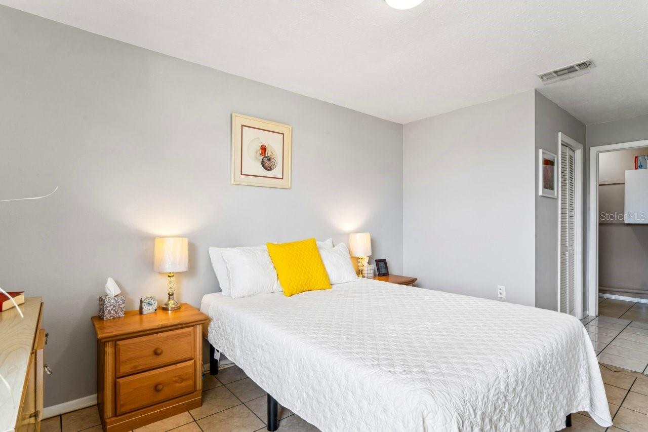 Image 16 of 54 For 4363 Tahitian Gardens Circle B