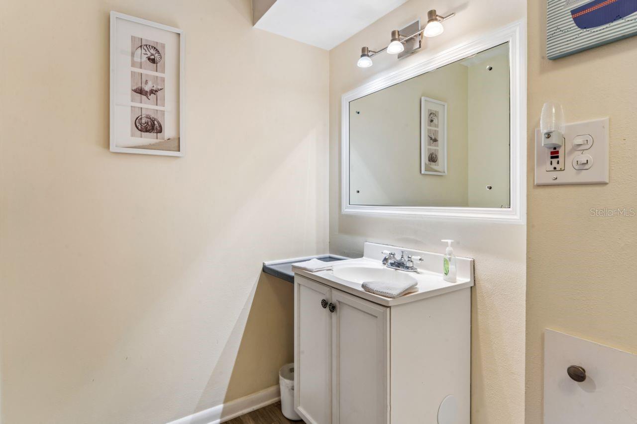 Image 20 of 54 For 4363 Tahitian Gardens Circle B