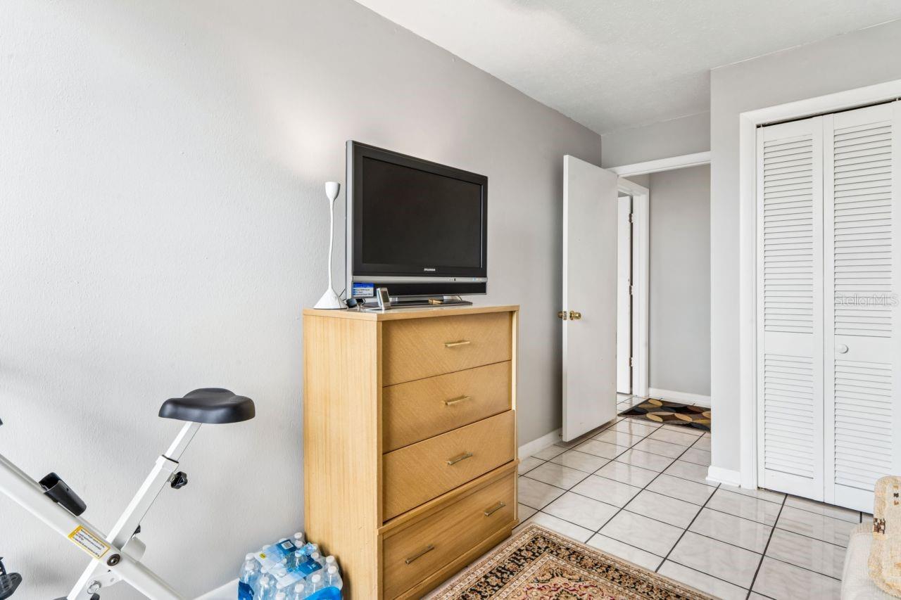 Image 25 of 54 For 4363 Tahitian Gardens Circle B