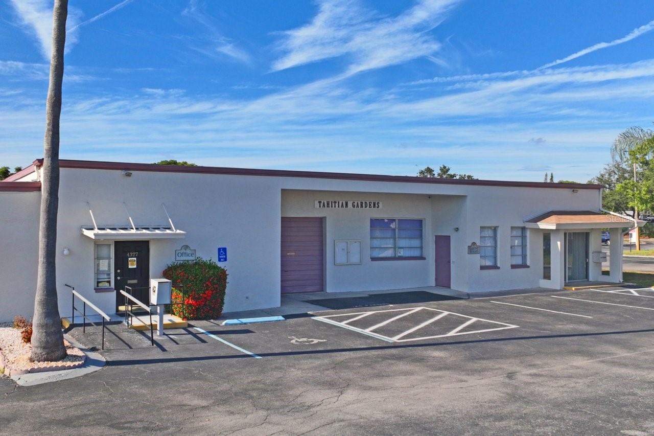 Image 53 of 54 For 4363 Tahitian Gardens Circle B