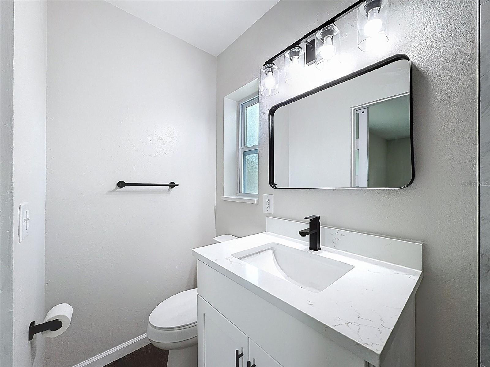 Image 15 of 28 For 7648 15th Avenue N