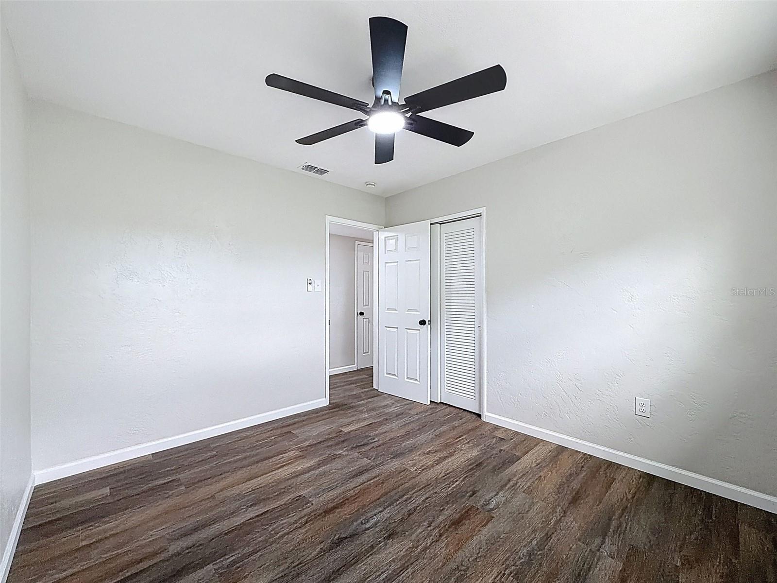 Image 18 of 28 For 7648 15th Avenue N