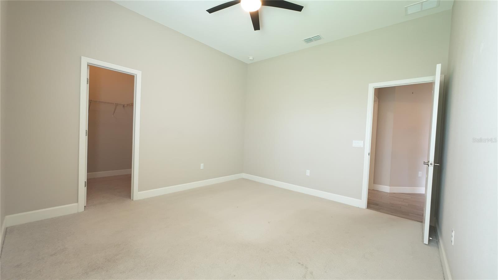 Image 22 of 63 For 2120 Southern Oaks Lane