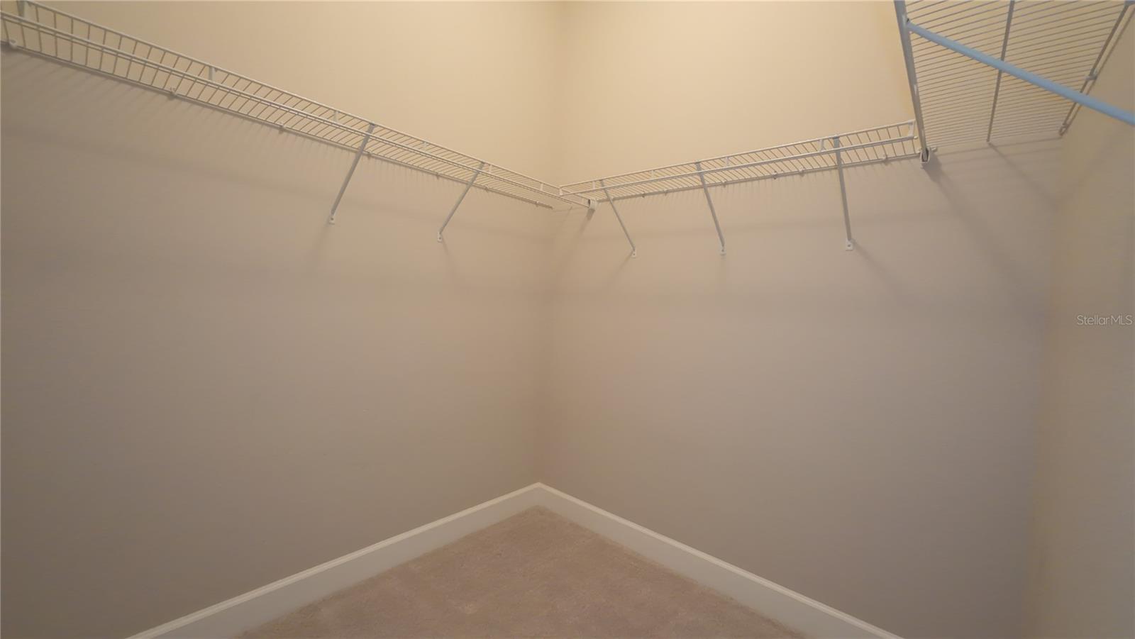 Image 23 of 63 For 2120 Southern Oaks Lane