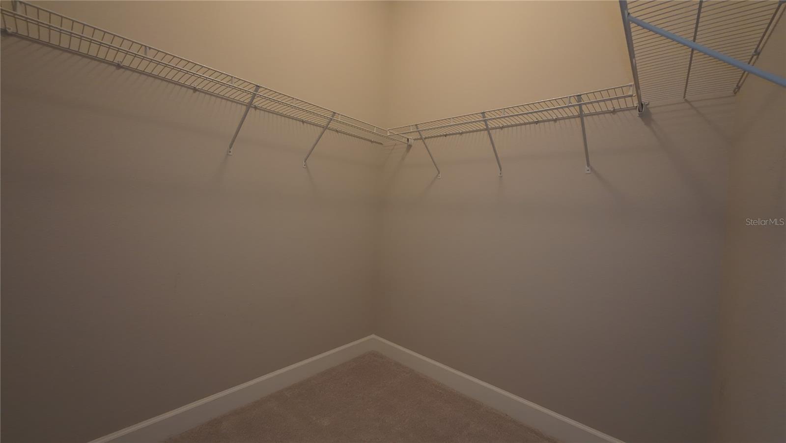 Image 24 of 63 For 2120 Southern Oaks Lane