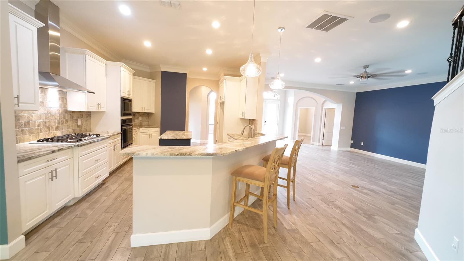 Image 30 of 63 For 2120 Southern Oaks Lane