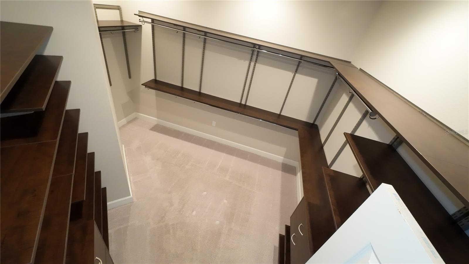 Image 35 of 63 For 2120 Southern Oaks Lane