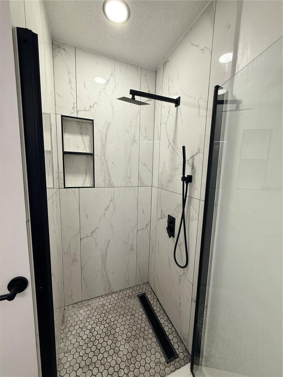 Image 21 of 21 For 13186 Thrush Street