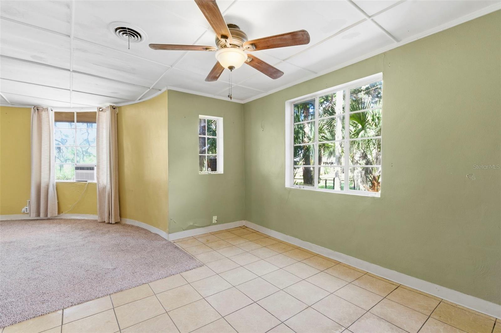 Image 16 of 61 For 5651 Monroe Street