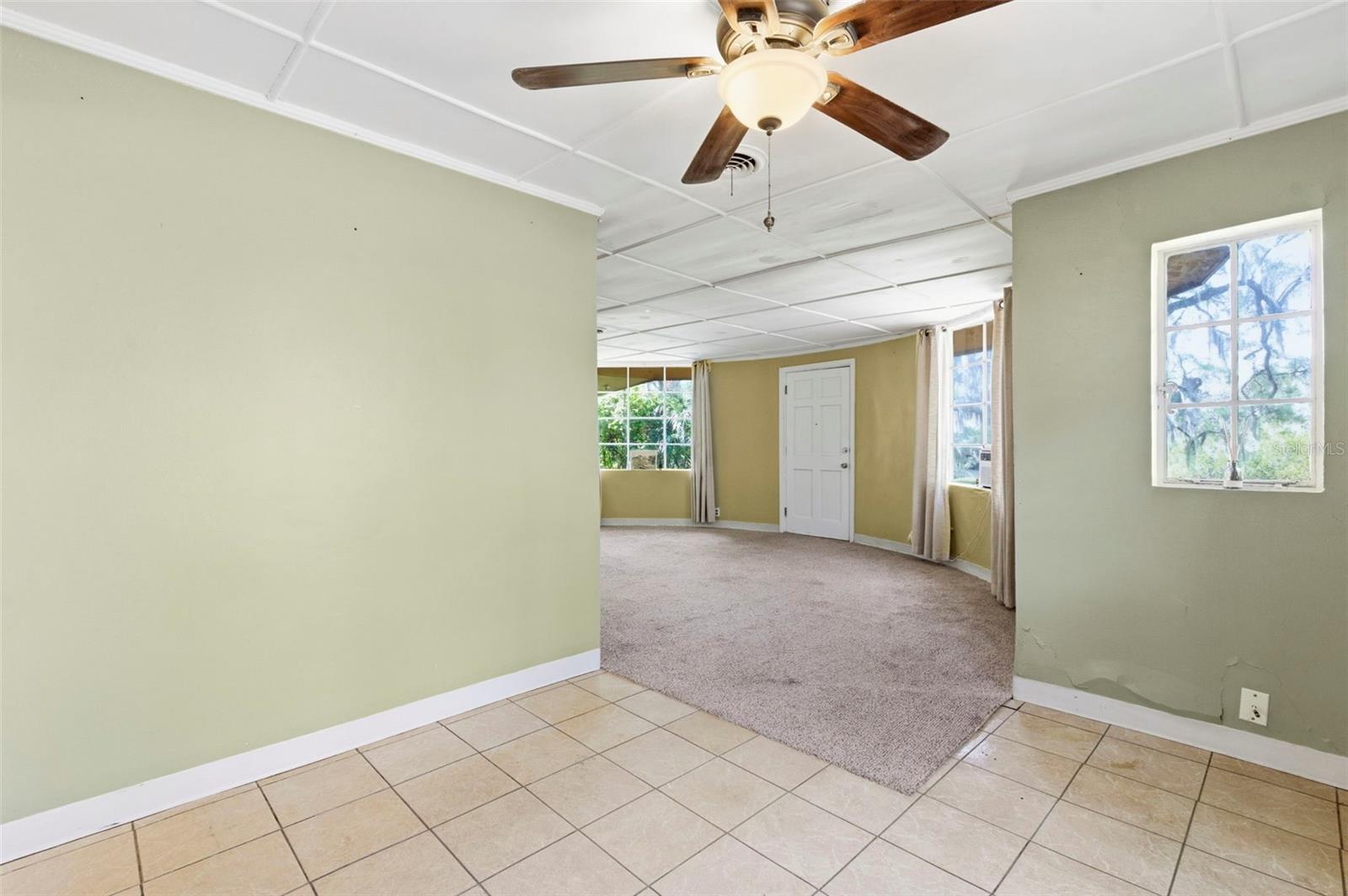 Image 18 of 61 For 5651 Monroe Street