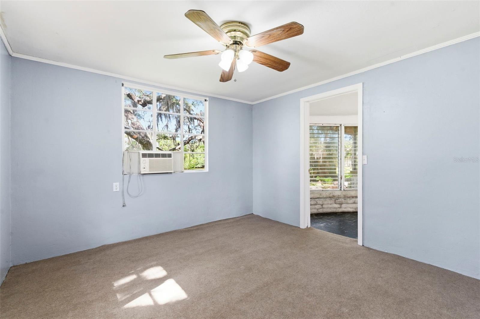 Image 33 of 61 For 5651 Monroe Street